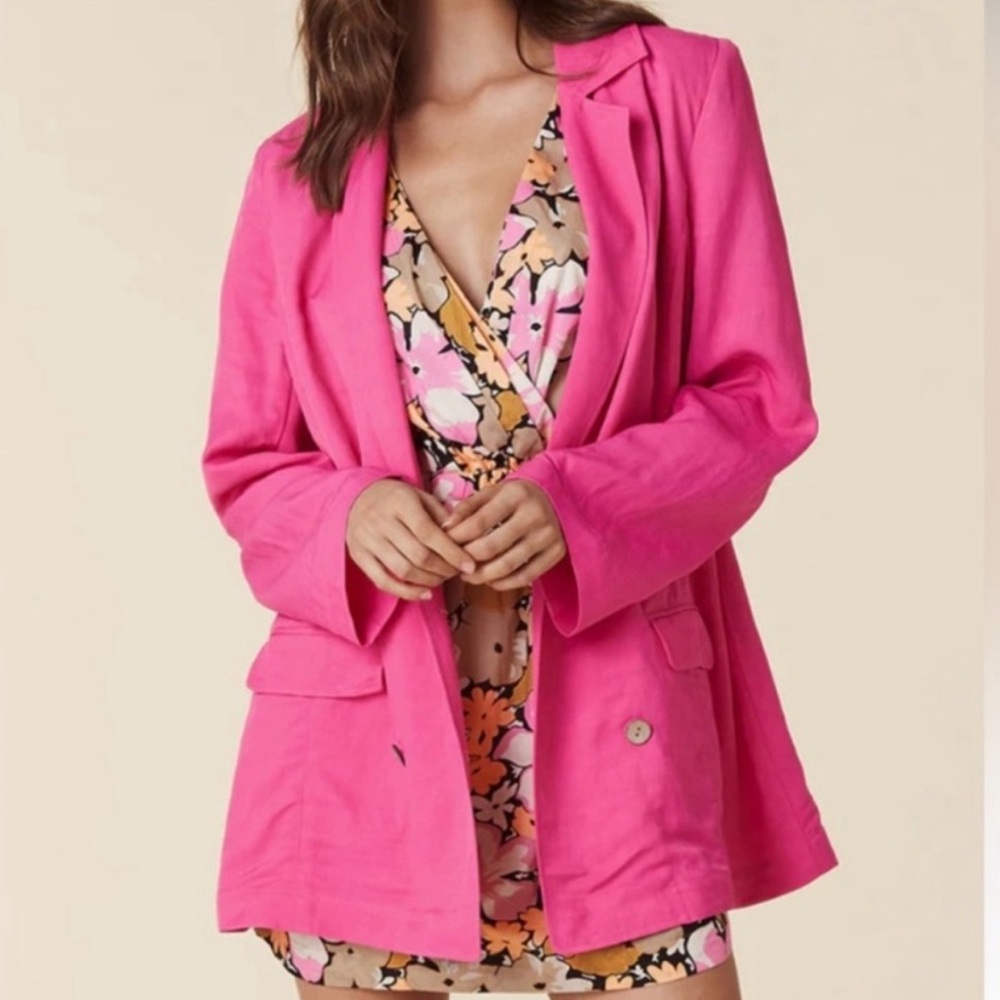 NWT Spell Vacation Linen Blazer